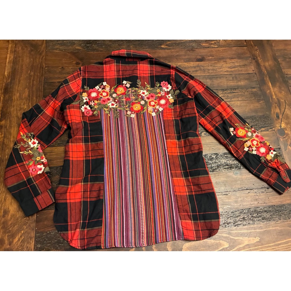 Andree By Unit Flannel Shirt Embroidered Mixed Media Floral Woman's Size Medium